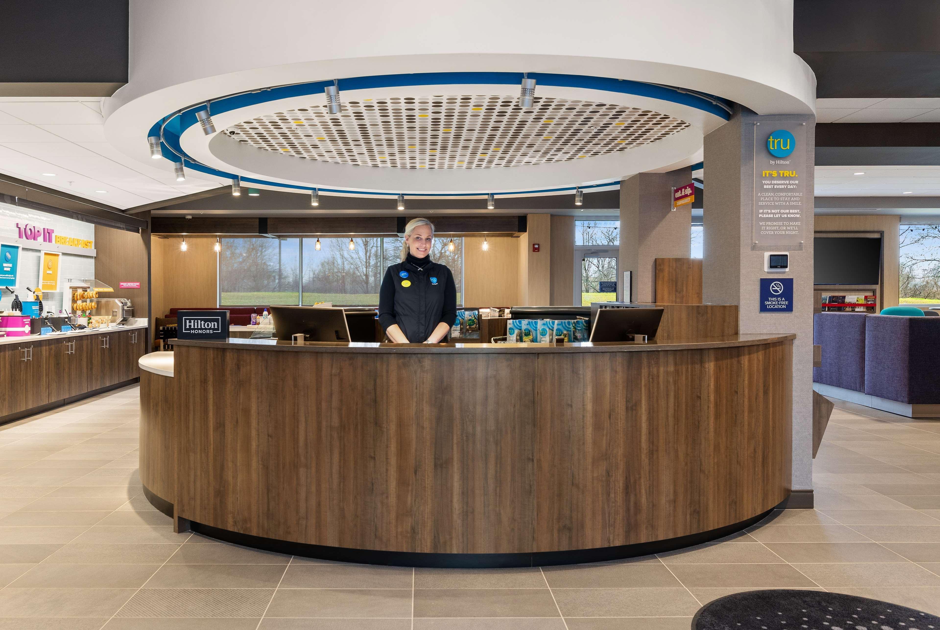 Tru By Hilton Sharonville, Oh Exterior photo